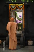 HH Swamiji's arrival and Deva Darshana - Guru Purnima, 10th July 2025. Pictures Courtesy Shriyuts Dinesh Karkal and Abhinav Kalla